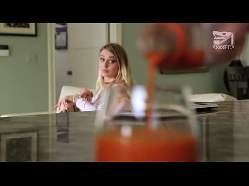 ❤️ Hot girl le big tits agus tight pussy a ' faighinn cock bho loser, ach gu math cruaidh ️  Bhidio fucking  leinn gd.rexporn-com.ru ❤