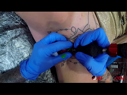 ❤️ Fìor tattooed hottie Sully Savage fhuair tattoo air a clitoris ️ Bhidio fucking leinn gd.rexporn-com.ru ❤